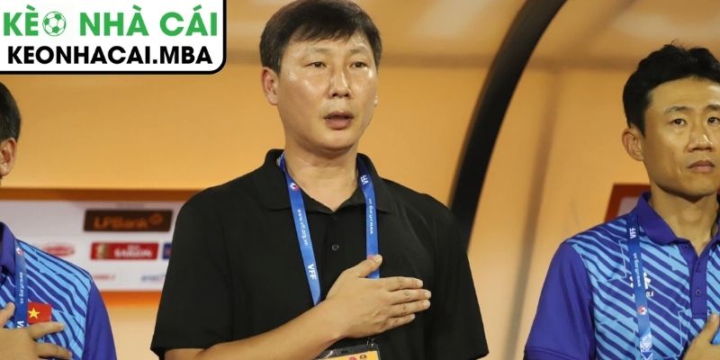 Dấu ấn của HLV Kim Sang-sik và sự dịch chuyển quyền lực khu vực